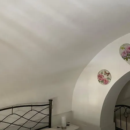 Ronna Maruzzedda San Giorgio 35 * Modica