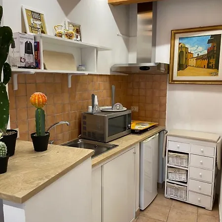Ronna Maruzzedda San Giorgio 35 * Modica
